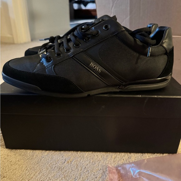 Hugo Boss Men’s Saturn Low Leather Suede Sneakers size US 11 - Picture 5 of 7